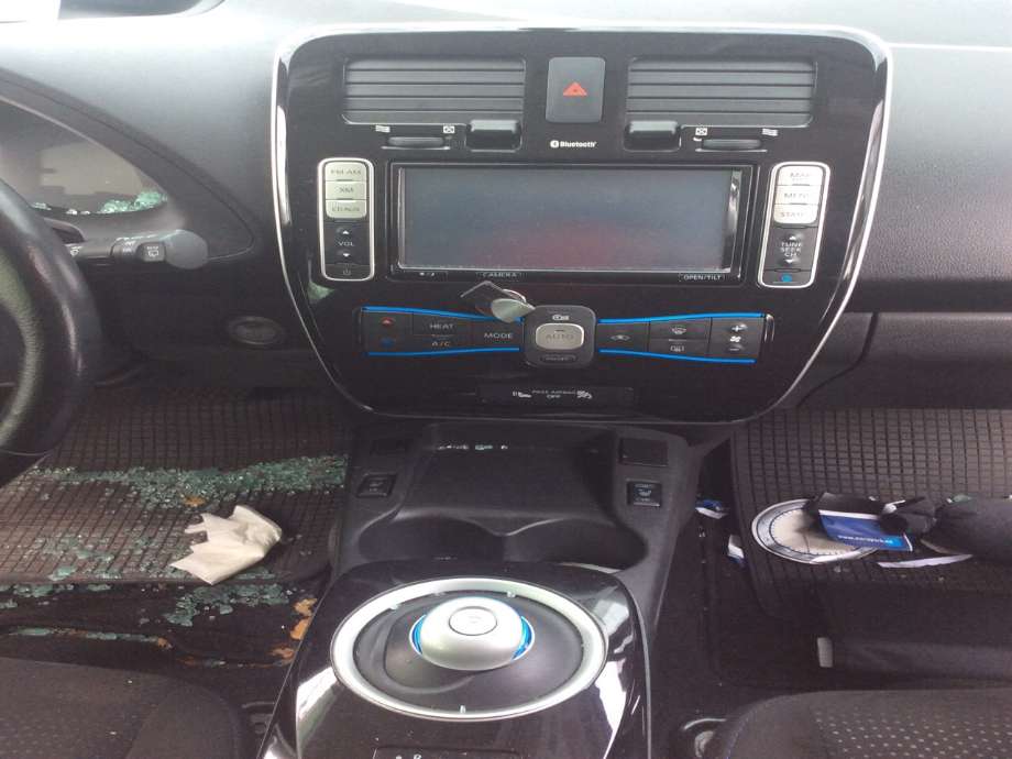 Nissan Leaf 2011-2017 (Type I) , Motorkode: EM61, Girkassekode: