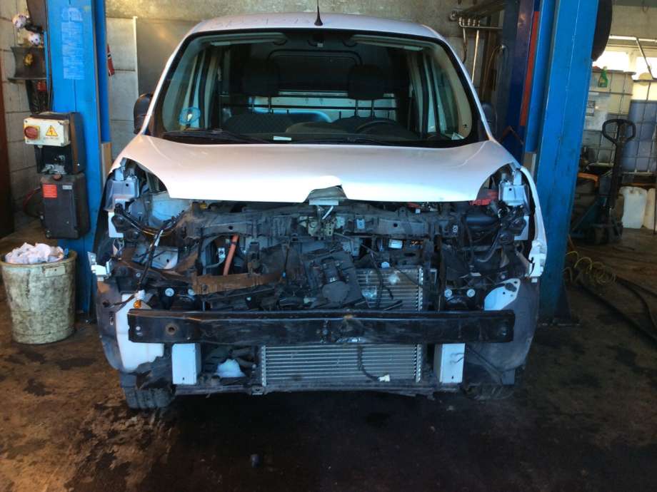 Renault Kangoo 2008-2021 (Type II) , Motorkode: 5AM40, Girkassekode: