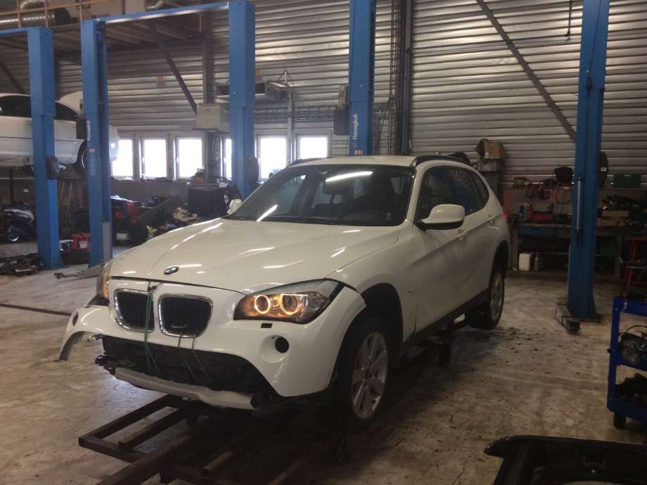 BMW X1 2009-2015 (E84) (E84), Motorkode: N47-D20C, Girkassekode: 