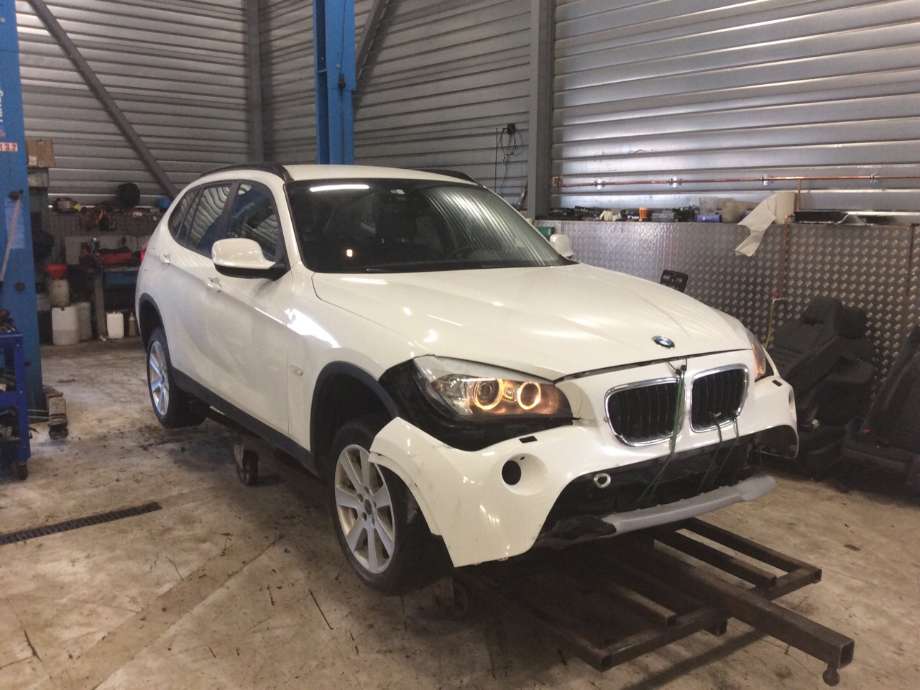 BMW X1 2009-2015 (E84) (E84), Motorkode: N47-D20C, Girkassekode: 