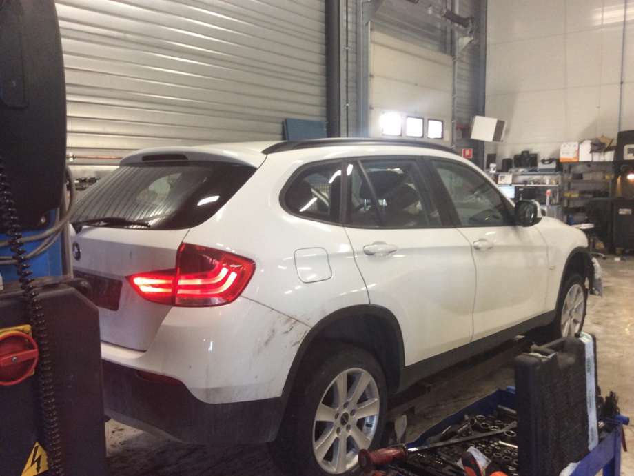 BMW X1 2009-2015 (E84) delebil , Motorkode: N47-D20C, Girkassekode: