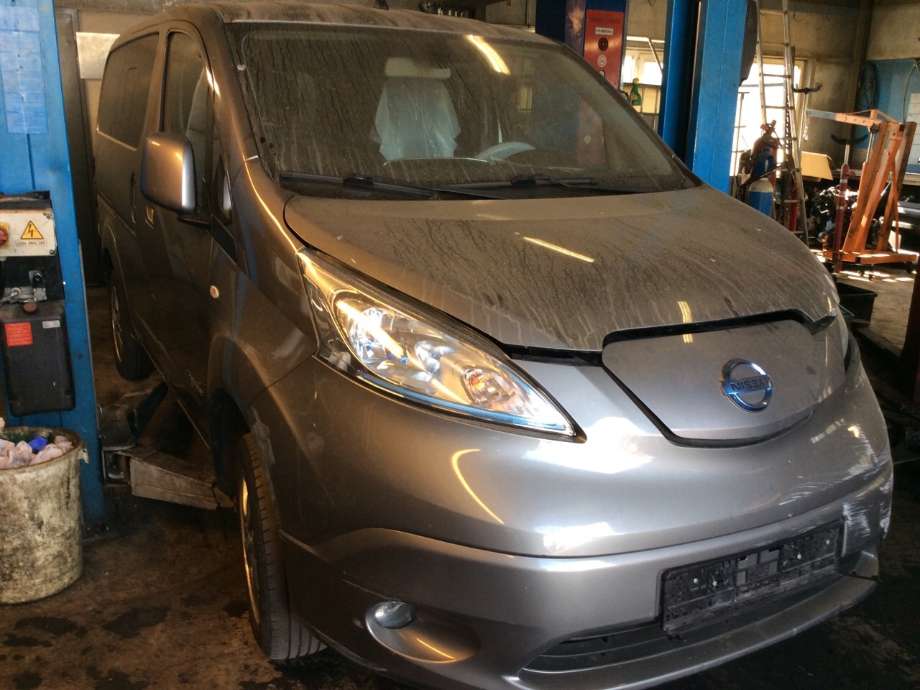 Nissan NV200 2010-2019 , Motorkode: EM57, Girkassekode: 