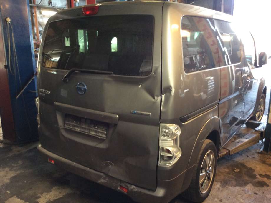 Nissan NV200 2010-2019 , Motorkode: EM57, Girkassekode: 