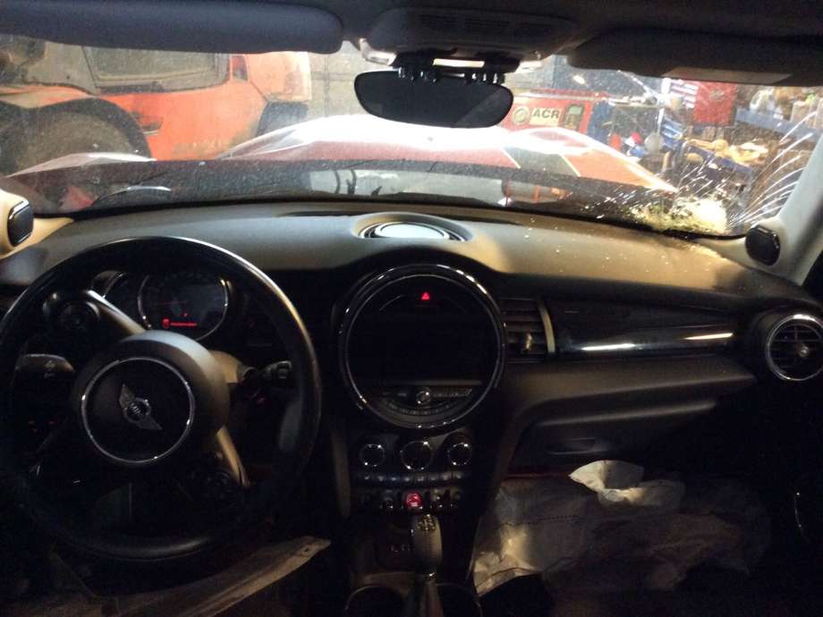 Mini One/Cooper 2014-->> (F54-57) (F54-57), Motorkode: B38-A15A, Girkassekode: 