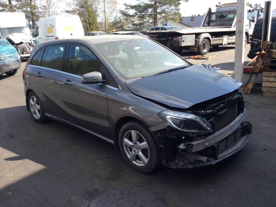 Mercedes B-Klasse 2011-2018 (W246) (W246), Motorkode: OM651.901, Girkassekode: 