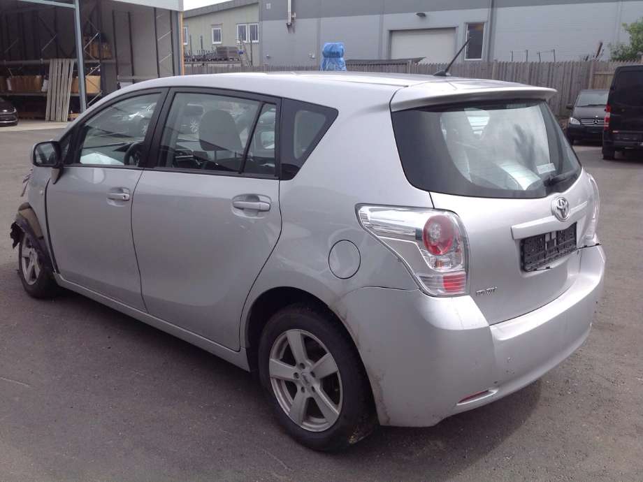 Toyota Verso 2009-2016 (Type III) , Motorkode: 1AD-FTV, Girkassekode: