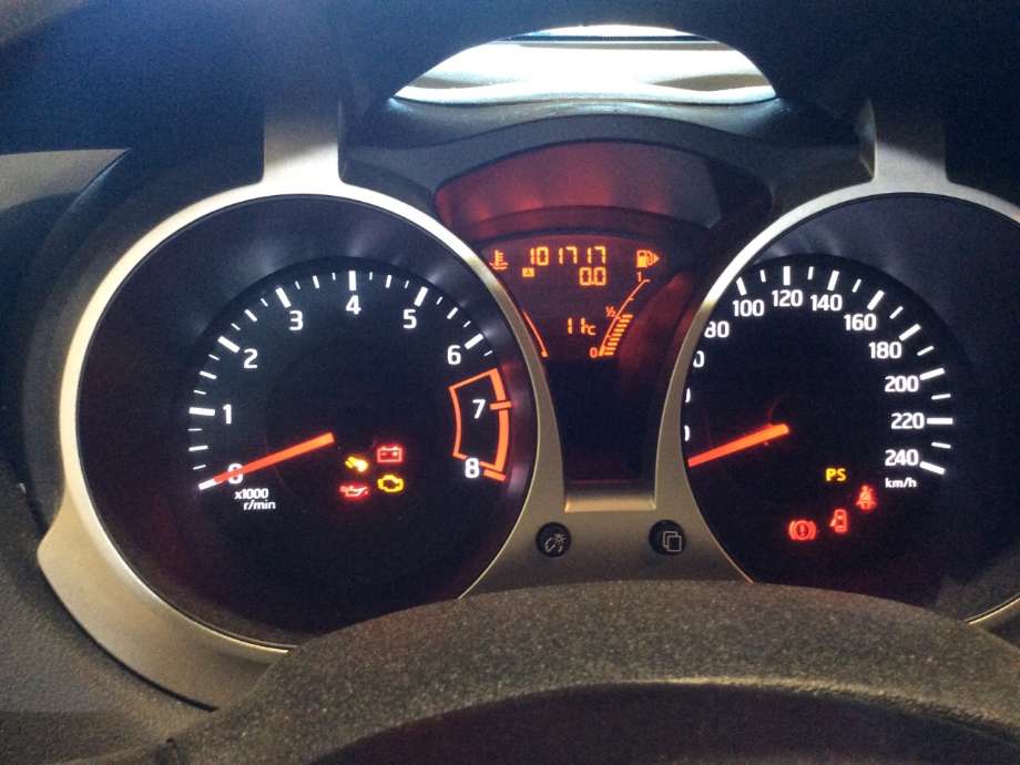 Nissan Juke 2010-2014 (Fase 1) , Motorkode: HR16DE, Girkassekode: 
