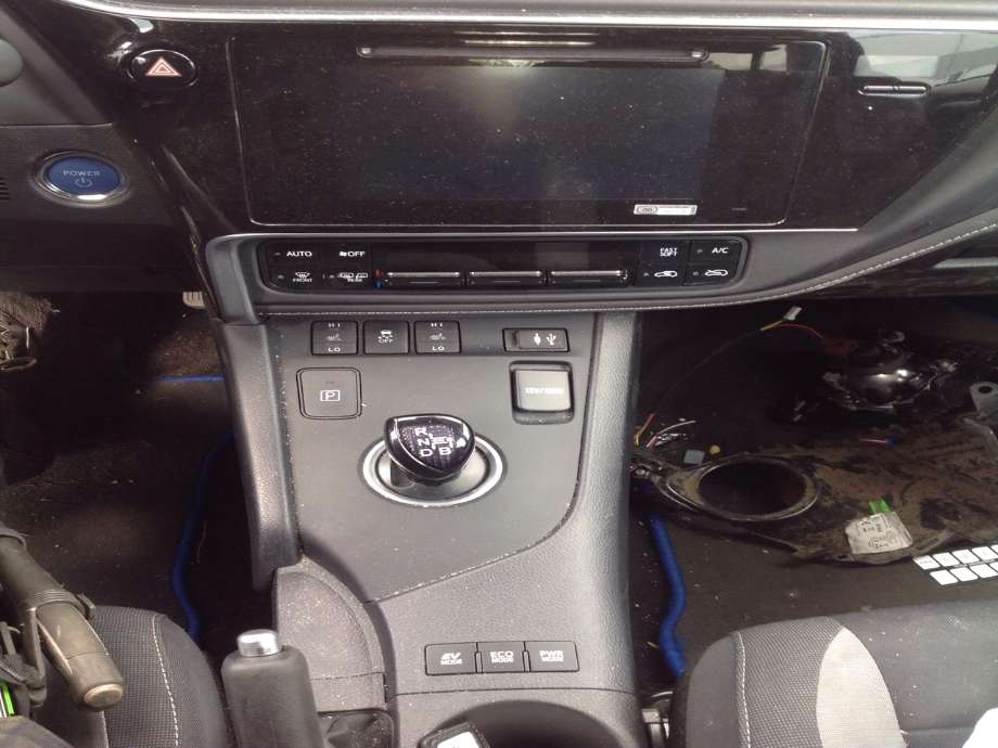 Toyota Auris 2015-2019 (Type II, Fase 2) , Motorkode: 2ZR-FXE, Girkassekode: 
