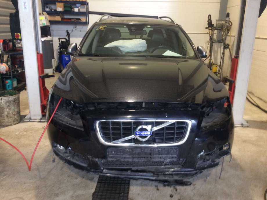 Volvo V70 2007-2013 (Type III, Fase 1) , Motorkode: D5204T7, Girkassekode: