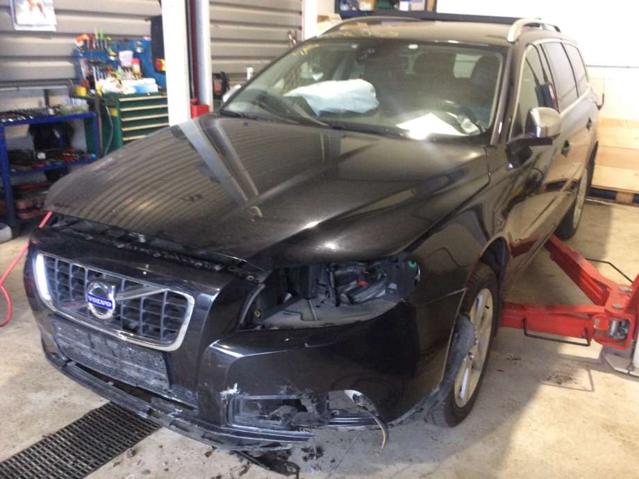 Volvo V70 2007-2013 (Type III, Fase 1) , Motorkode: D5204T7, Girkassekode: