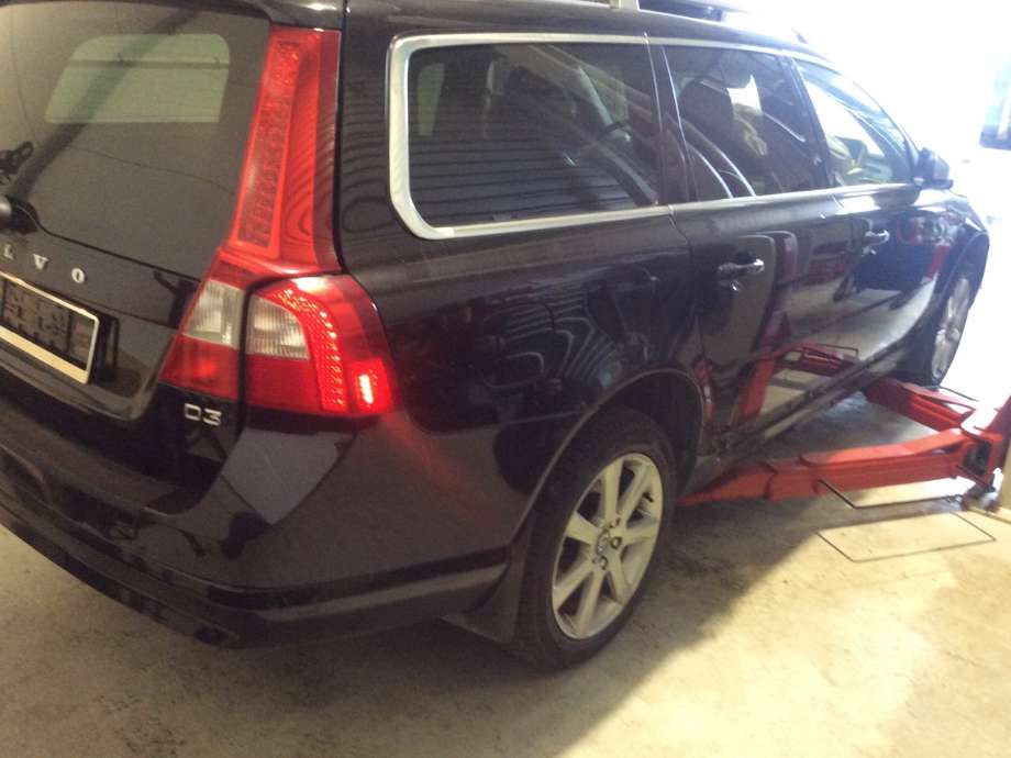 Volvo V70 2007-2013 (Type III, Fase 1) , Motorkode: D5204T7, Girkassekode: