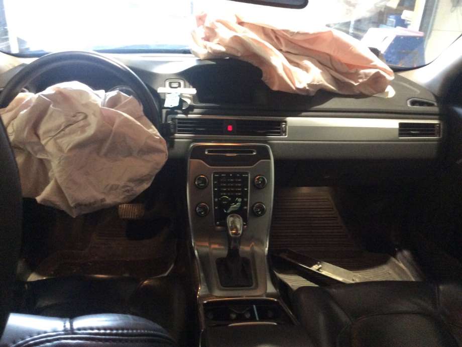 Volvo V70 2007-2013 (Type III, Fase 1) , Motorkode: D5204T7, Girkassekode: