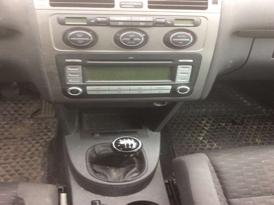 VW Touran 2007-2010 (Type I, Fase 2) , Motorkode: BLS;BXE, Girkassekode: