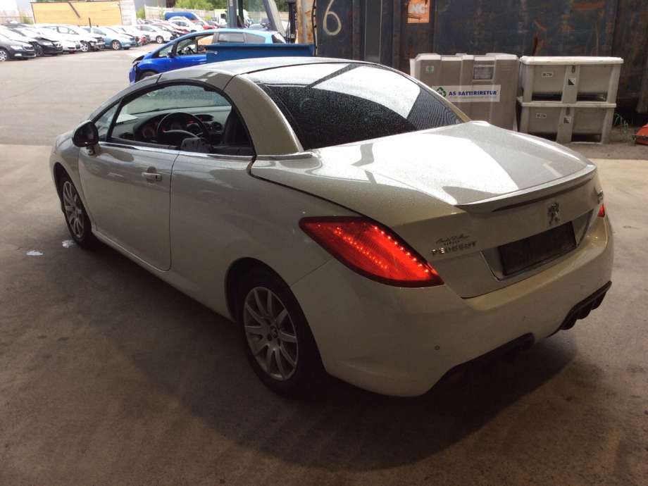Peugeot 308 2011-2013 (Type I, Fase 2) , Motorkode: 9HR, Girkassekode: 