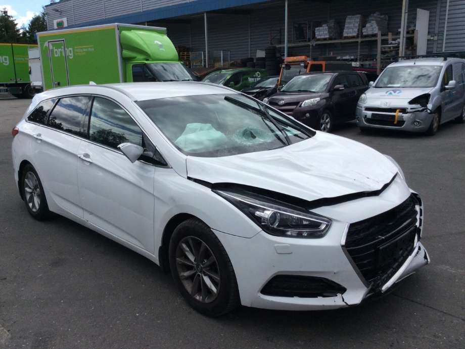 Hyundai i40 2012-2017 , Motorkode: D4FD, Girkassekode: 