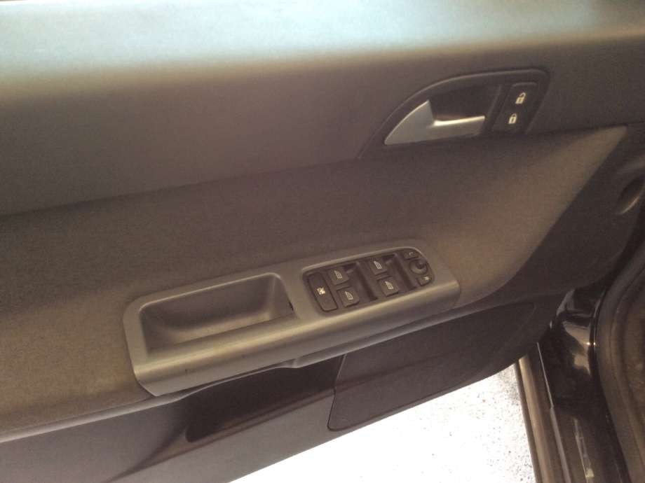 Volvo V50 2004-2007 (Fase 1) , Motorkode: D4164T, Girkassekode: 