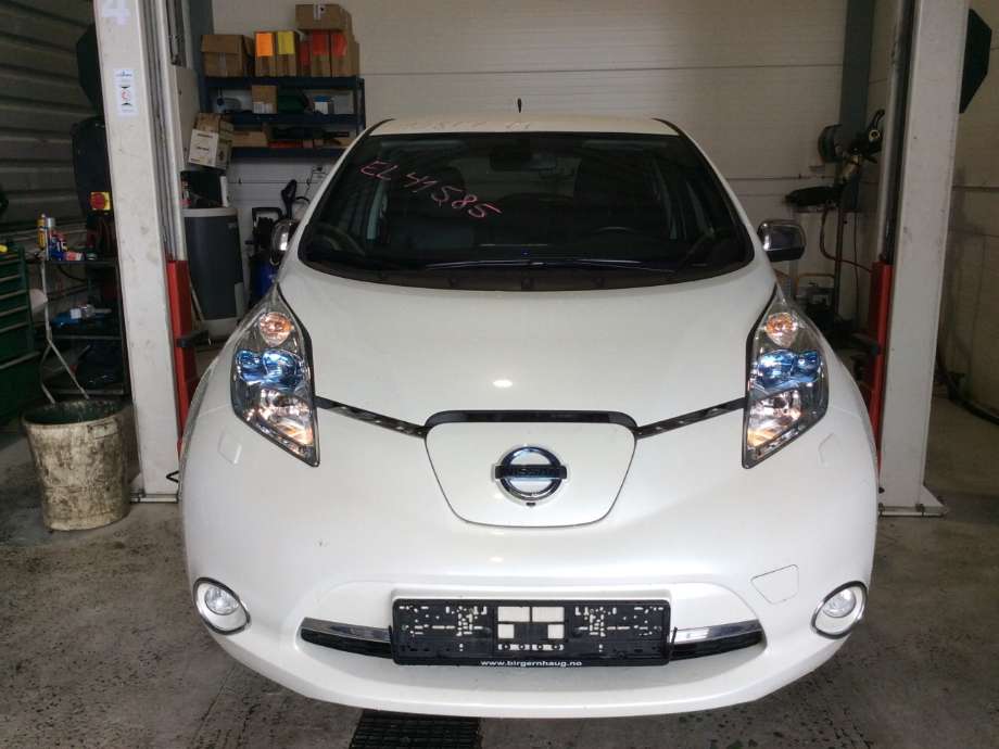 Nissan Leaf 2011-2017 (Type I) , Motorkode: EM61, Girkassekode: 