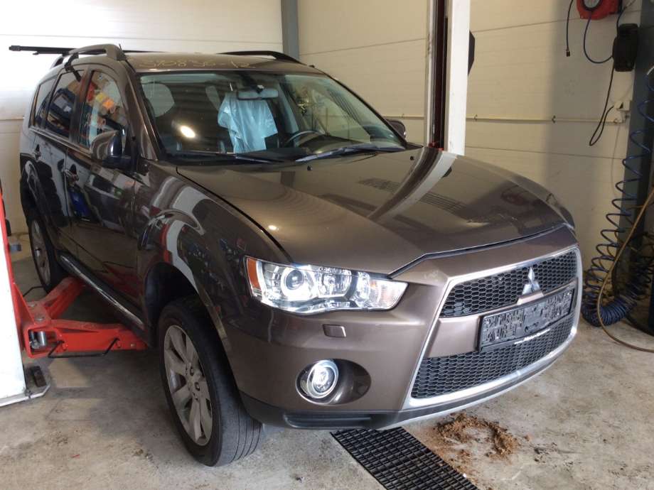 Mitsubishi Outlander 2010-2012 (Type II, Fase 2) , Motorkode: 4N14, Girkassekode: 
