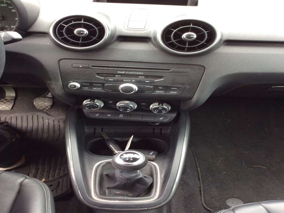 Audi A1 2010-2014 (Type I, Fase 1) , Motorkode: CBZA, Girkassekode: