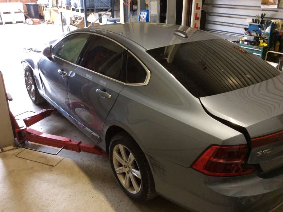 Volvo V90 / V90 CC / S90 2016-->> , Motorkode: D4204T9, Girkassekode: 