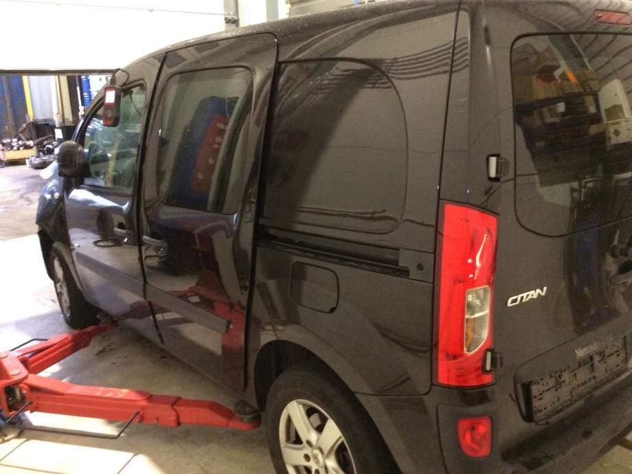 Mercedes Citan 2012-2021 (W415) (W415), Motorkode: OM607.951, Girkassekode: 