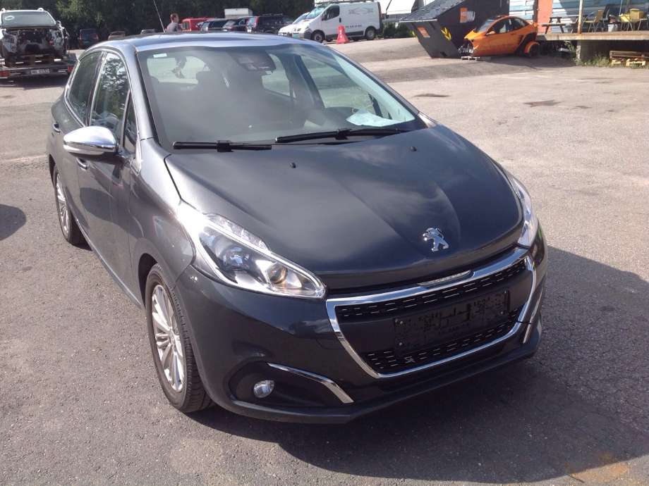 Peugeot 208 2012-2019 (Type I) , Motorkode: HNZ, Girkassekode: 
