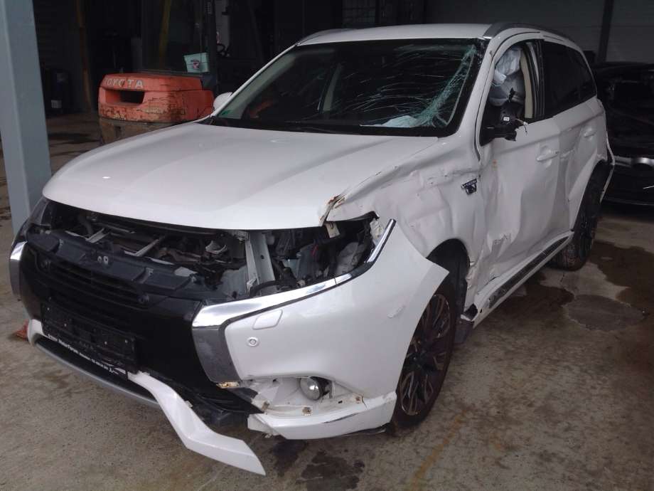 Mitsubishi Outlander 2015-->> (Type III, Fase 2) , Motorkode: 4B11, Girkassekode: 