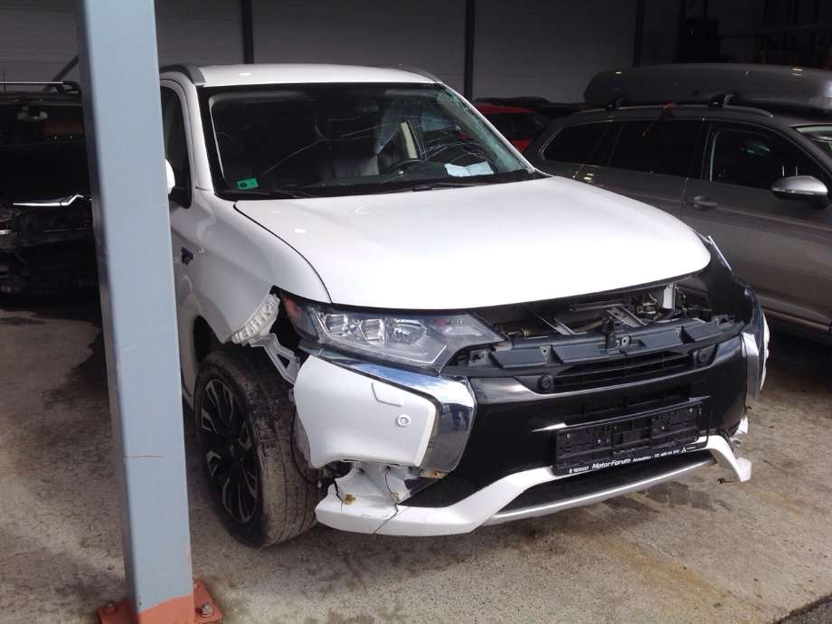 Mitsubishi Outlander 2015-->> (Type III, Fase 2) , Motorkode: 4B11, Girkassekode: 