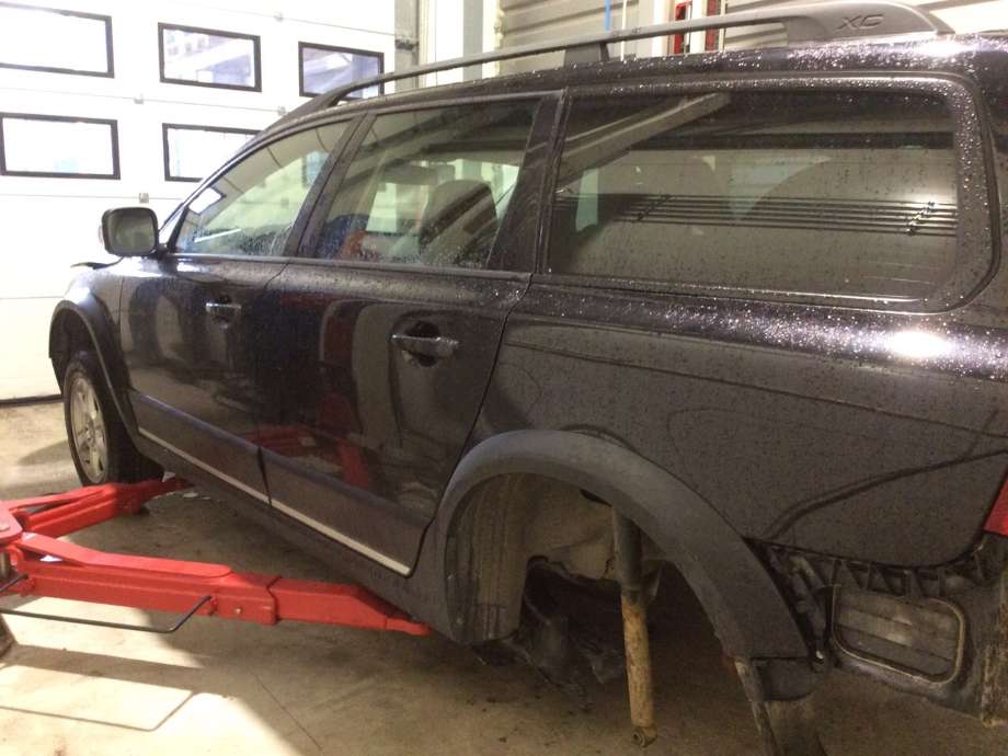 Volvo XC70 2008-2013 (Type II, Fase 1) , Motorkode: D5244T4, Girkassekode: