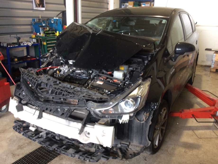 Toyota Prius +7 2012-2020 (Type III) (stasjonsvogn) (stasjonsvogn), Motorkode: 2ZR-FXE, Girkassekode: 