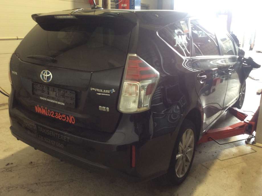 Toyota Prius +7 2012-2020 (Type III) (stasjonsvogn) (stasjonsvogn), Motorkode: 2ZR-FXE, Girkassekode: 