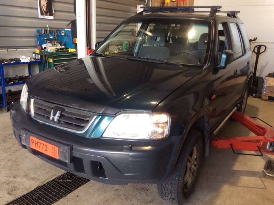 Honda CR-V 1997-2002 (Type I) , Motorkode: B20B3, Girkassekode: 