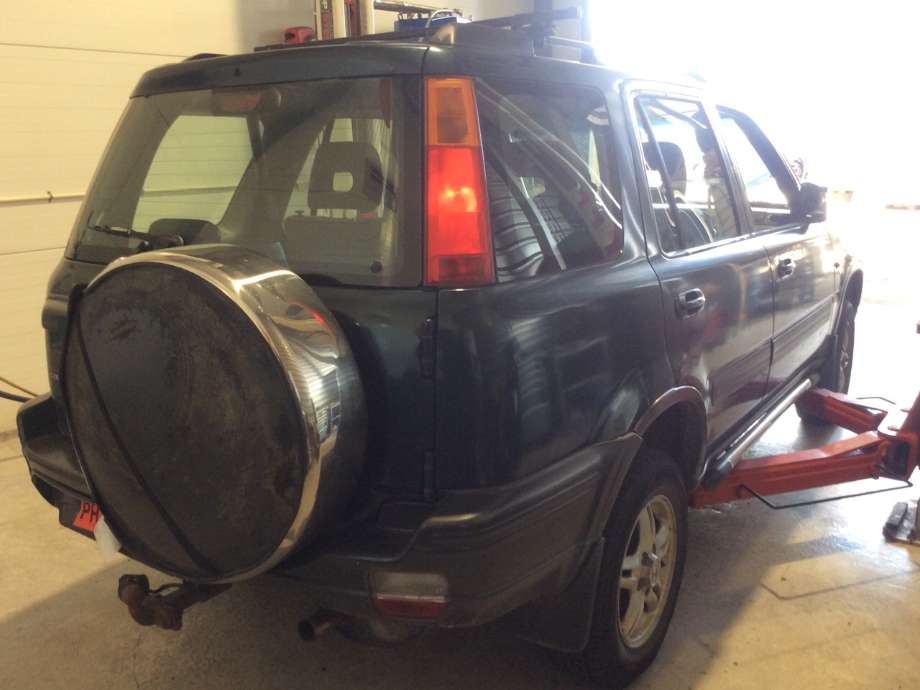 Honda CR-V 1997-2002 (Type I) , Motorkode: B20B3, Girkassekode: 