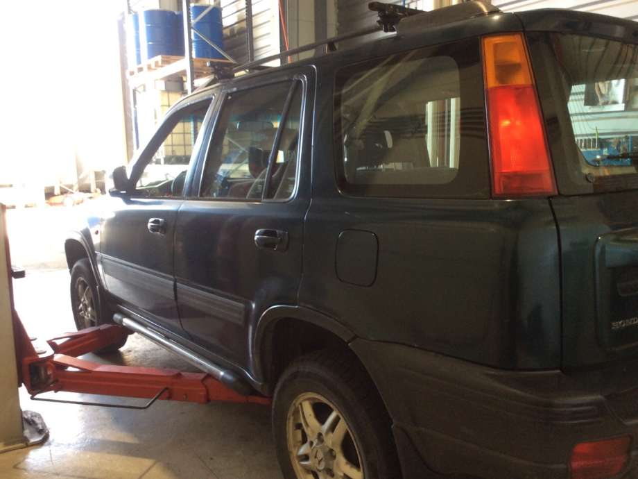 Honda CR-V 1997-2002 (Type I) , Motorkode: B20B3, Girkassekode: 