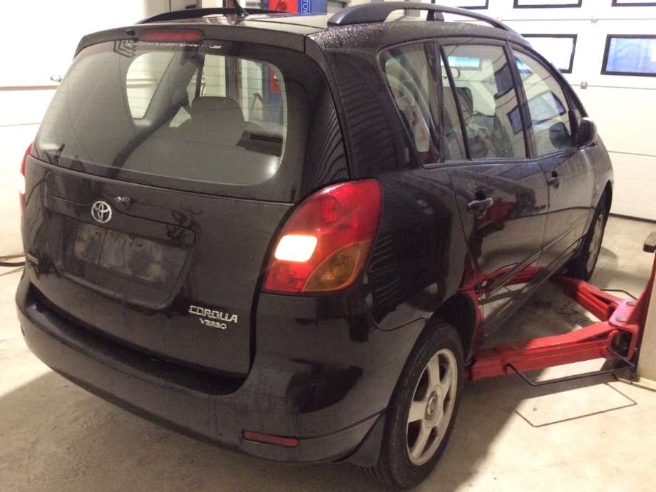 Toyota Verso 2002-2004 (COROLLA) (COROLLA), Motorkode: 1CD-FTV, Girkassekode: 
