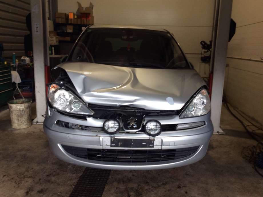 Peugeot 807 2003-2009 , Motorkode: 4HW, Girkassekode: 