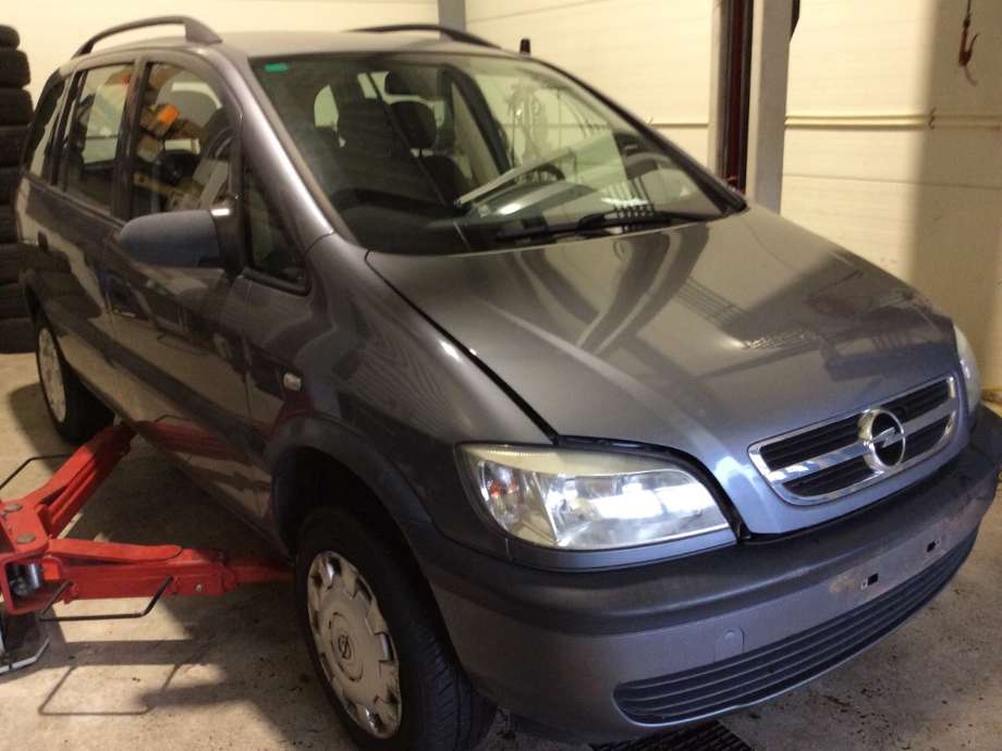 Opel Zafira A 1999-2005 , Motorkode: 17K64265, Girkassekode: MG1