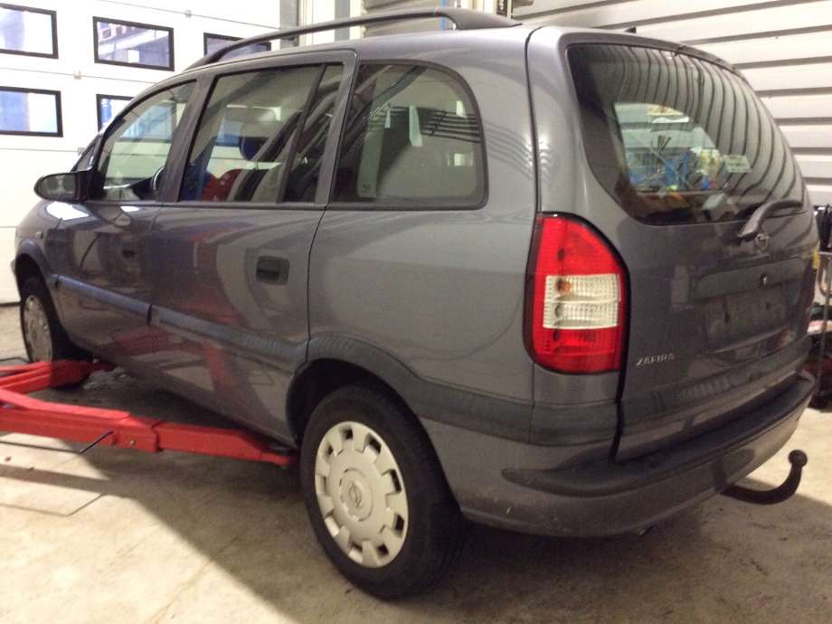 Opel Zafira A 1999-2005 , Motorkode: 17K64265, Girkassekode: MG1