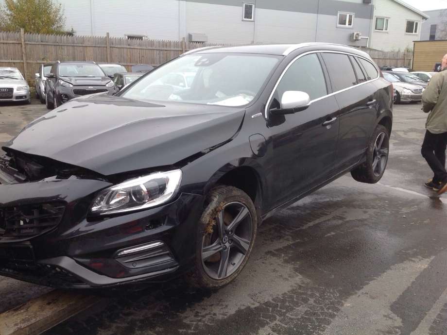 Volvo V60/V60 CC 2013-2018 (Type I, Fase 2) , Motorkode: D87PHEV, Girkassekode: 