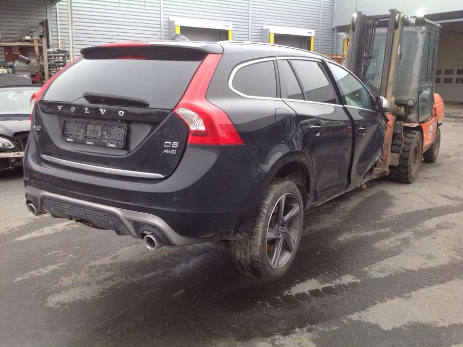Volvo V60/V60 CC 2013-2018 (Type I, Fase 2) , Motorkode: D87PHEV, Girkassekode: 
