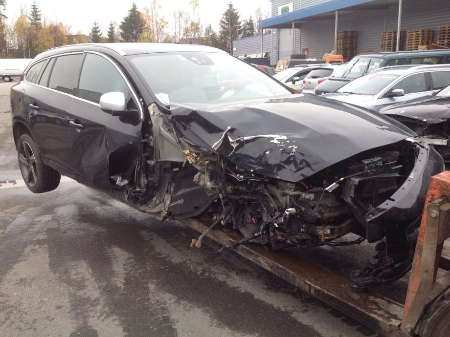 Volvo V60/V60 CC 2013-2018 (Type I, Fase 2) , Motorkode: D87PHEV, Girkassekode: 