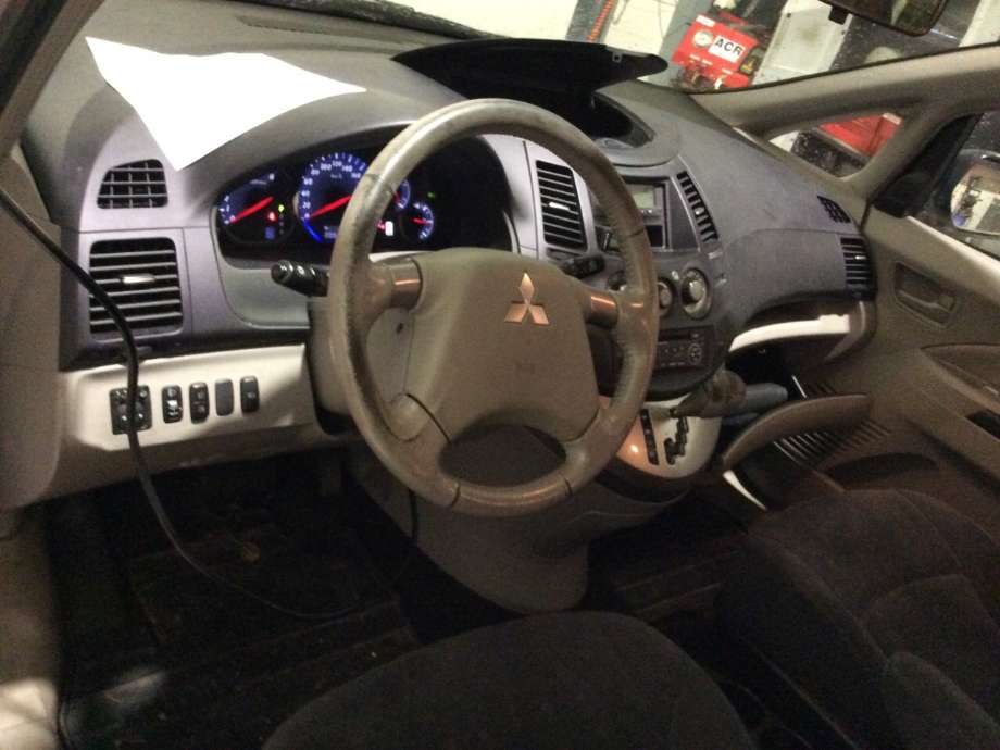 Mitsubishi Grandis 2004-2009 , Motorkode: 4G69, Girkassekode: 