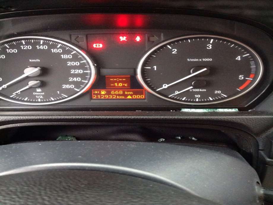 BMW 3-Serie 2005-2011 (E90/E91/E92/E93) (E90/E91/E92/E93), Motorkode: N47-D20A, Girkassekode: 