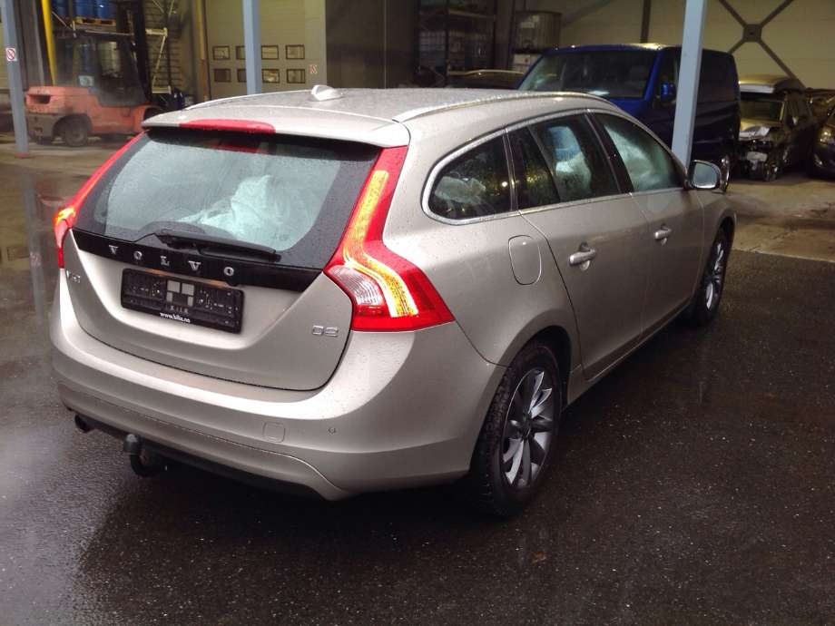 Volvo V60/V60 CC 2013-2018 (Type I, Fase 2) , Motorkode: D4162T, Girkassekode: 