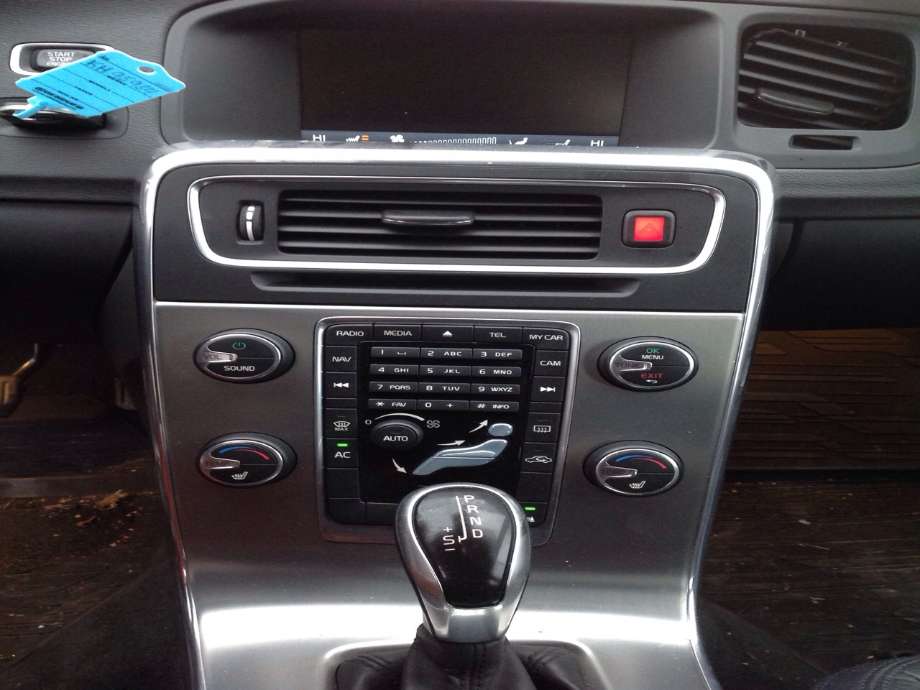 Volvo V60/V60 CC 2013-2018 (Type I, Fase 2) , Motorkode: D4162T, Girkassekode: 