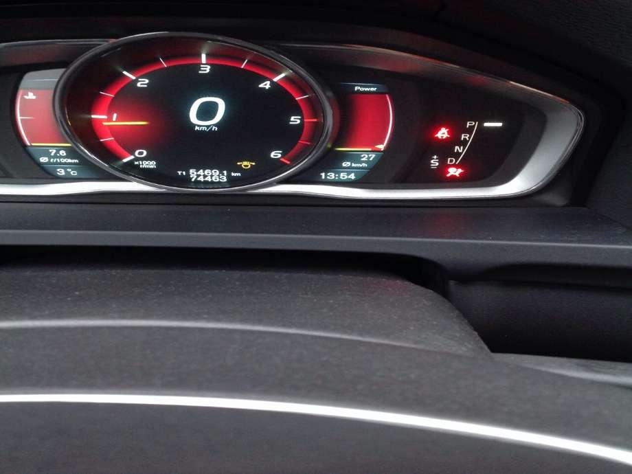 Volvo V60/V60 CC 2013-2018 (Type I, Fase 2) , Motorkode: D4162T, Girkassekode: 