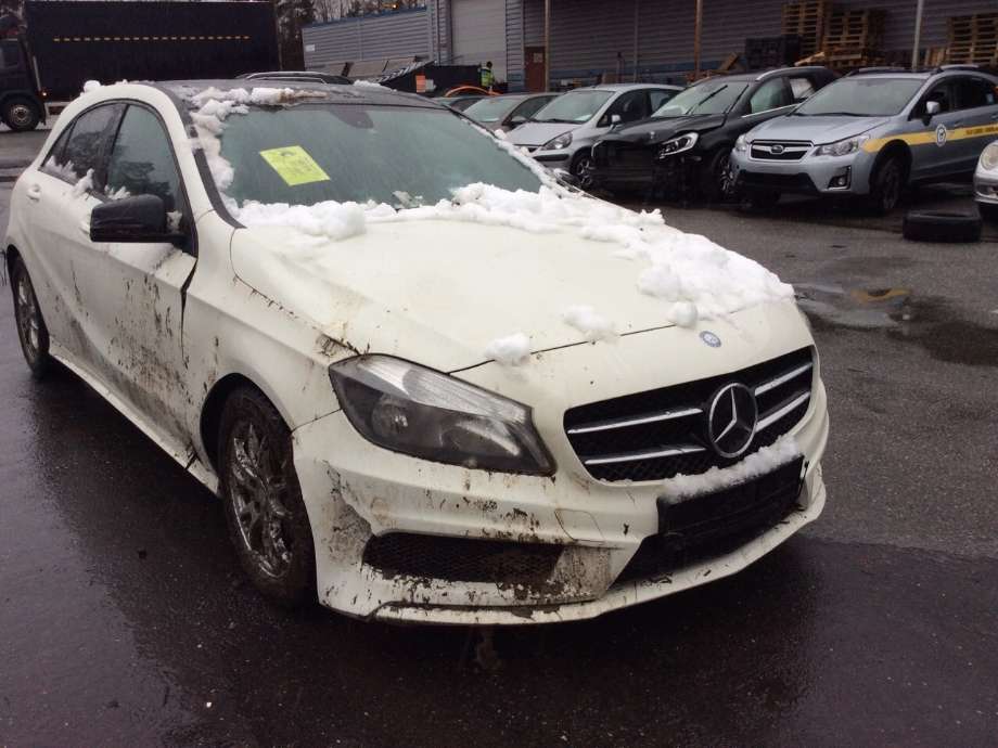 Mercedes A-Klasse 2012-2018 (W176) (W176), Motorkode: M270.910, Girkassekode: 