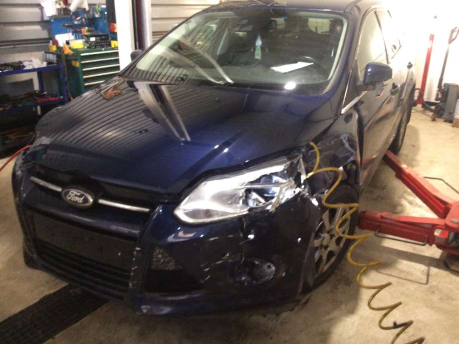 Ford Focus 2011-2014 (Type III, Fase 1) , Motorkode: JQDB, Girkassekode: 