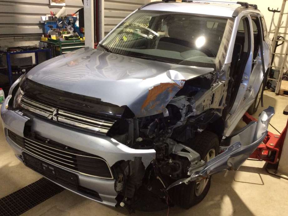 Mitsubishi Outlander 2012-2015 (Type III, Fase 1) , Motorkode: 4B11, Girkassekode: 