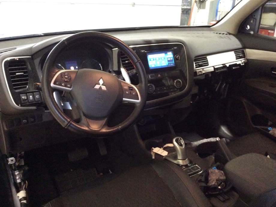 Mitsubishi Outlander 2012-2015 (Type III, Fase 1) , Motorkode: 4B11, Girkassekode: 
